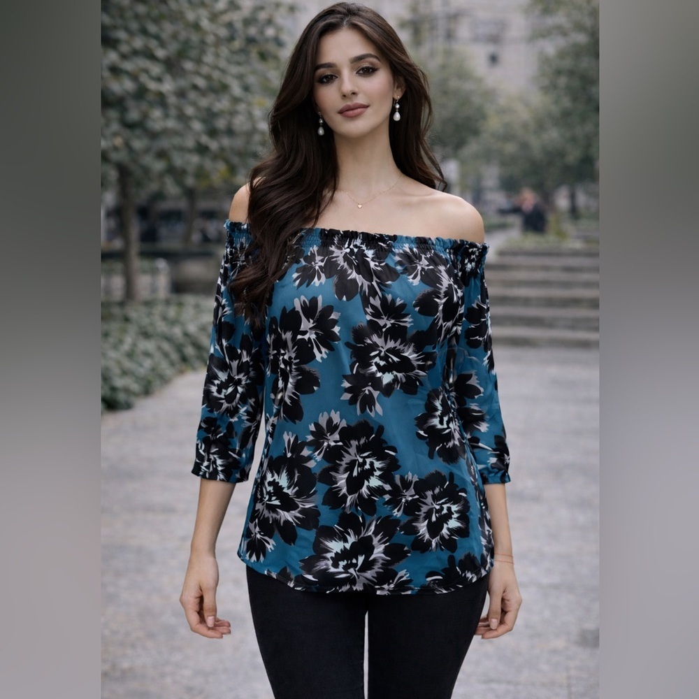 🖤Off-the-Shoulder Floral Top - Black, White House Black Market, Size XS 🖤